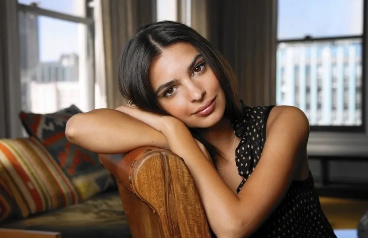 Emily Ratajkowski, Katy Perry'nin uzay yolculuğunu eleştirdi: Tiksindim