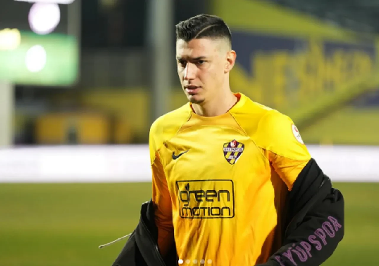 Eyüpspor'dan yaklaşan Galatasaray maçı öncesi flaş Berke Özer açıklaması! "İzliyorlar"