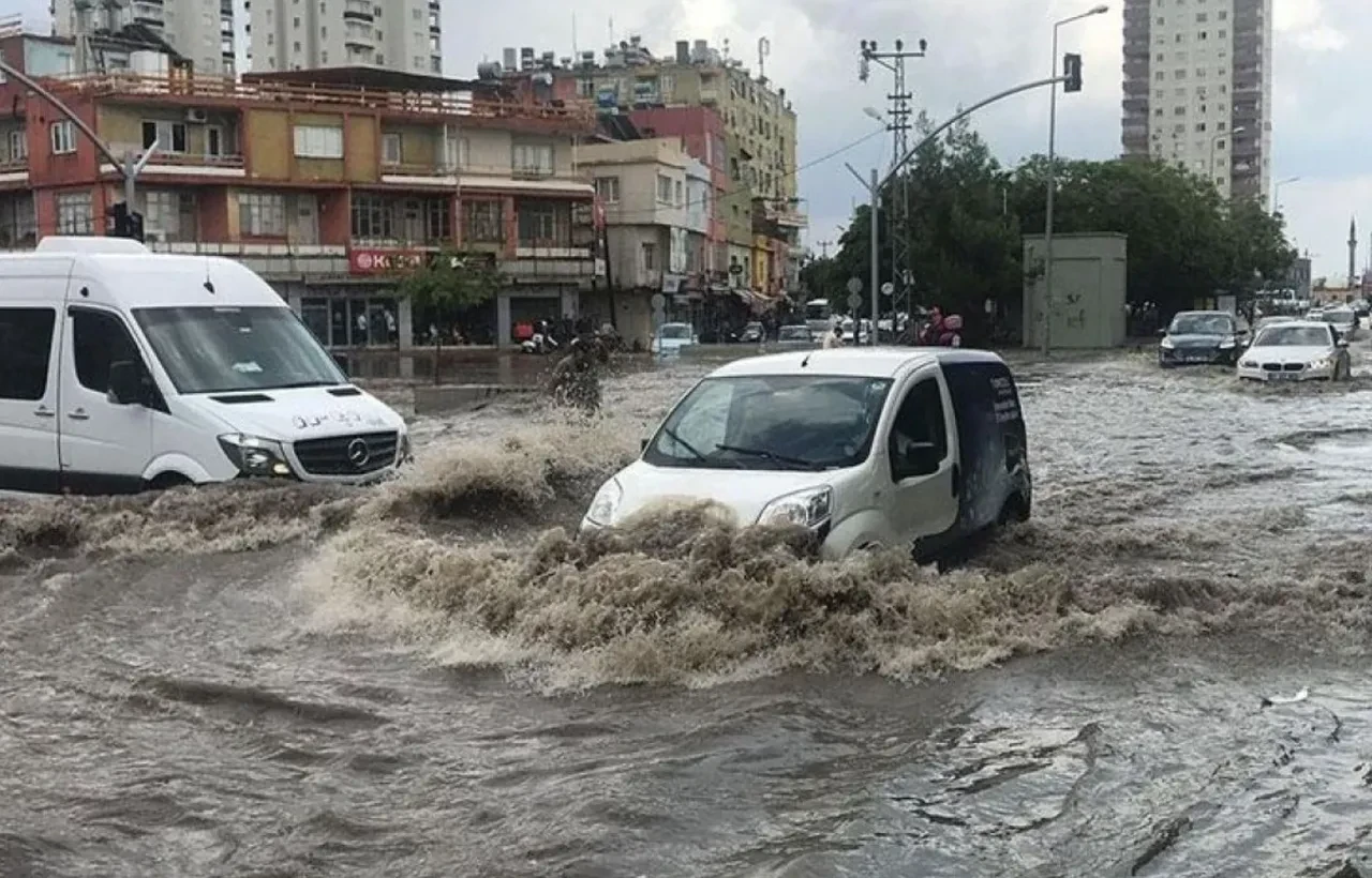 Meteoroloji'den 27 il için sarı kodlu kar uyarısı! İşte 15 Nisan hava durumu