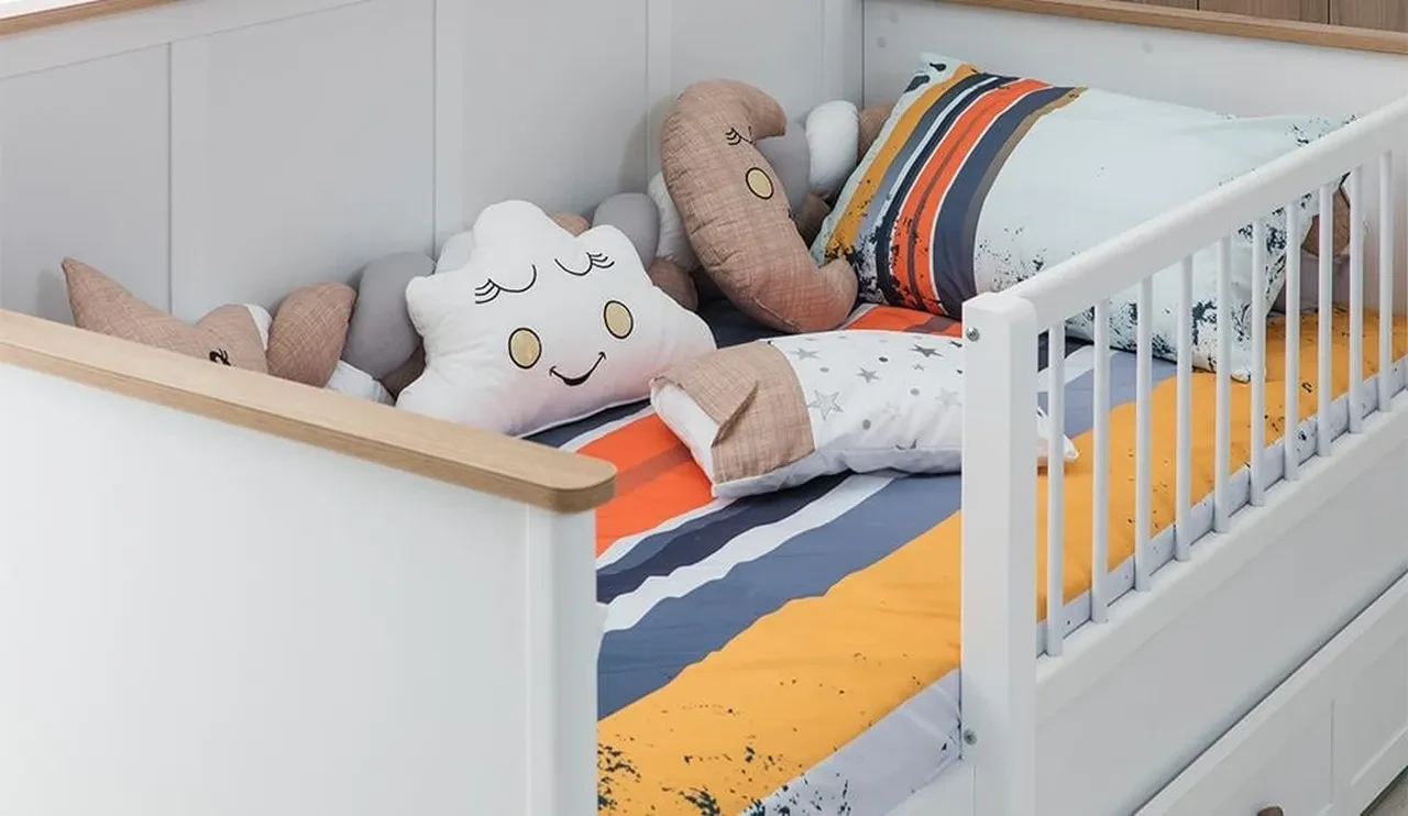 Bebek yatakları ve çarşaflar beyin sağlığına zararlı kimyasallar salıyor