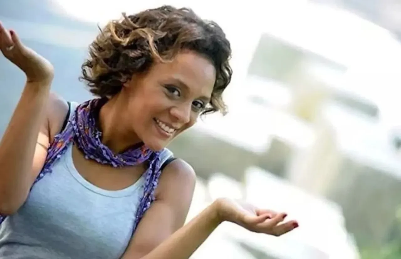 Defne joy Foster, yapay zekayla Sihirli Annem filminde rol alacak