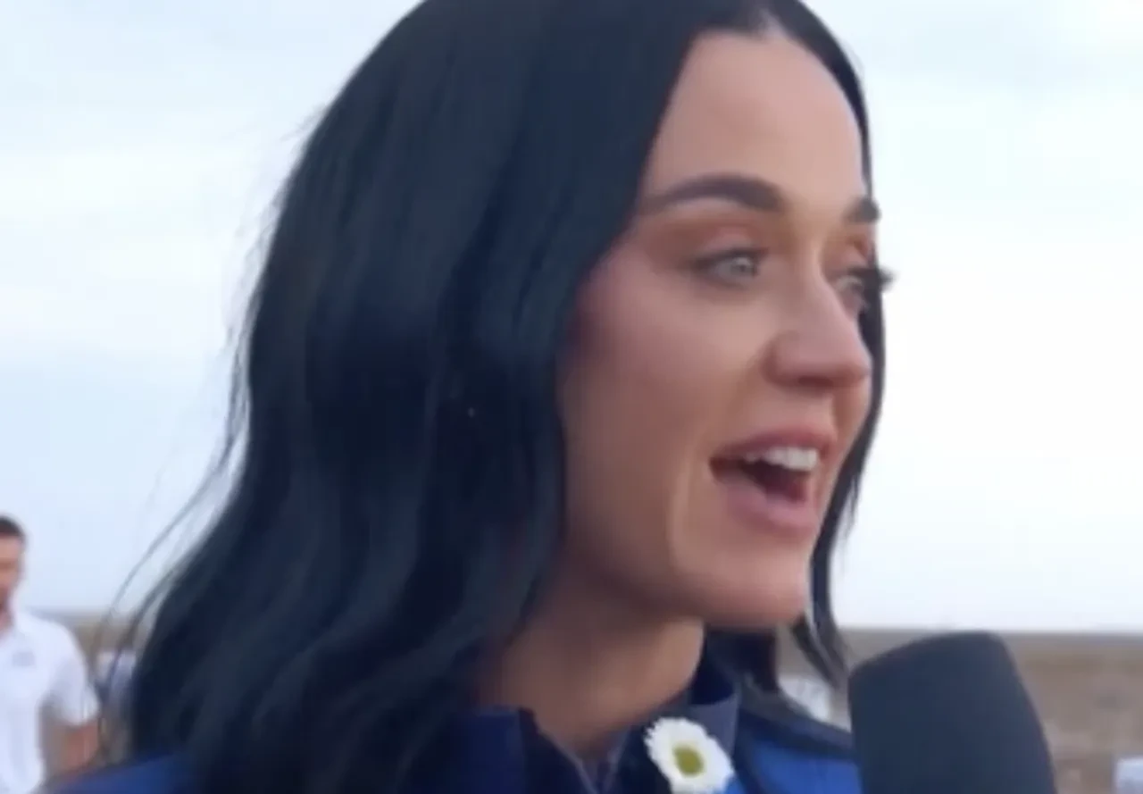 Katy Perry uzaya çıktı, yanında onu götürdü: Nedeni dikkat çekti