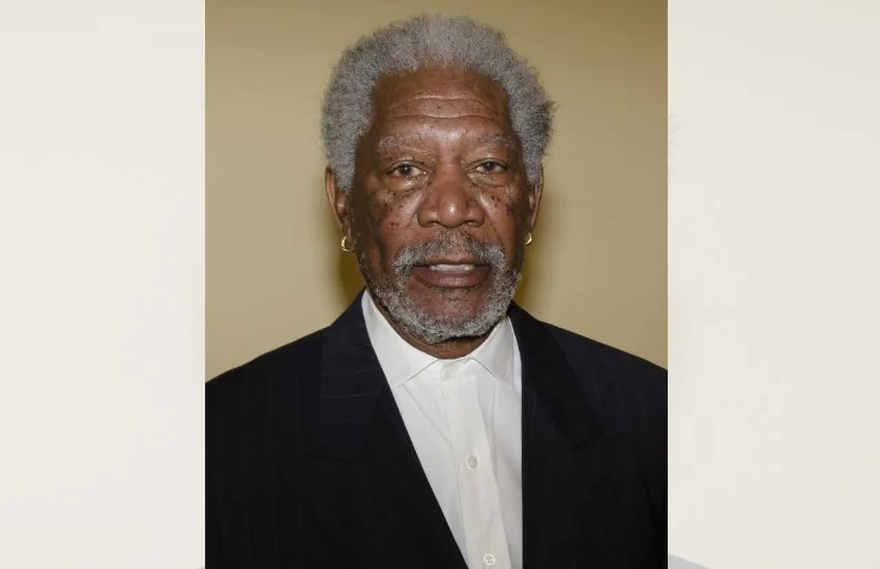 Morgan Freeman yıllardır taşıdığı küpesinin sırrı ortaya çıktı! Gerçek hayranlarını şoke etti