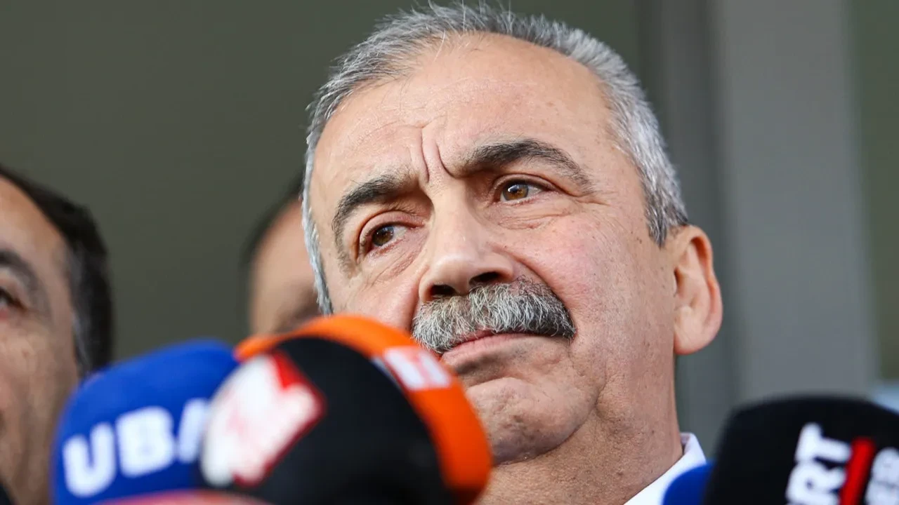 Son dakika | Sırrı Süreyya Önder kalp krizi geçirdi! Doktorlar son durumunu açıkladı