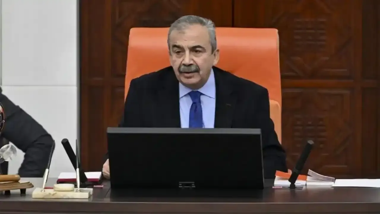 Son dakika | Sırrı Süreyya Önder kalp krizi geçirdi! Doktorlar son durumunu açıkladı