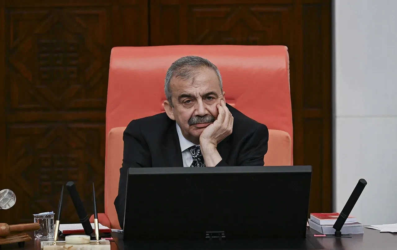 Son dakika | Sırrı Süreyya Önder kalp krizi geçirdi! Doktorlar son durumunu açıkladı