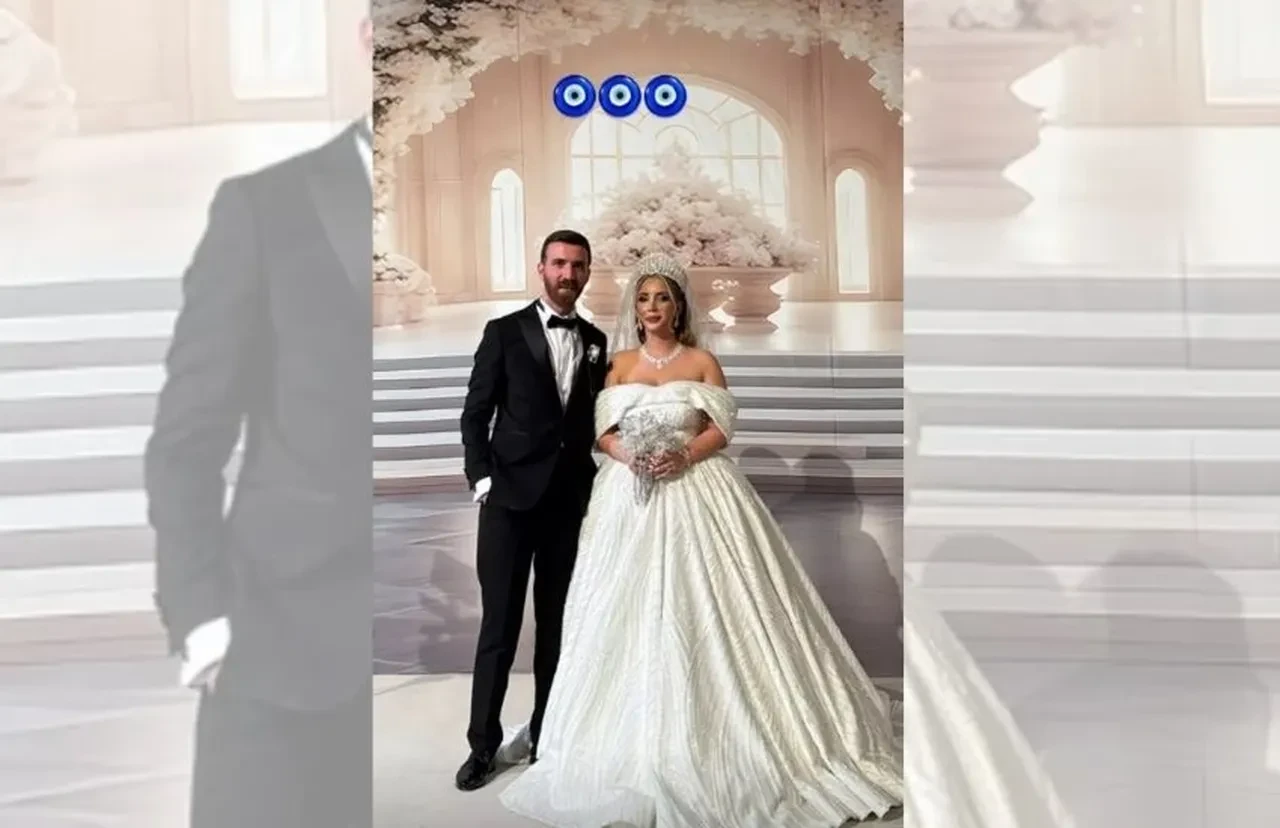 Aleyna Dalveren ile Fatih Erdem'in düğününe ünlüler akın etti! Külçe külçe altınlar dikkat çekti 