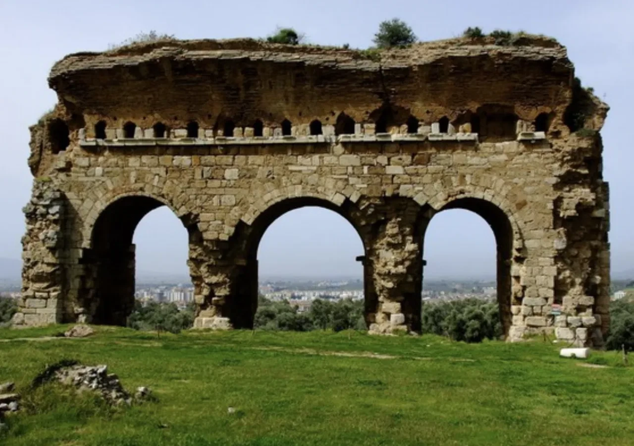 Antik kentin kapıları açılıyor: Binlerce yıllık hikaye gün yüzüne çıkıyor