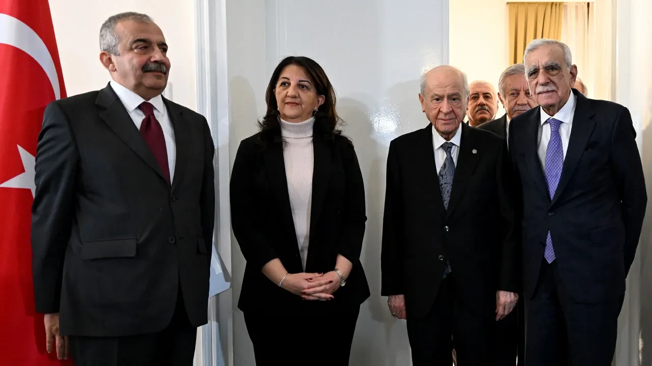 Devlet Bahçeli'den dikkat çeken çıkış: CHP'ye kayyum atamak doğru değil