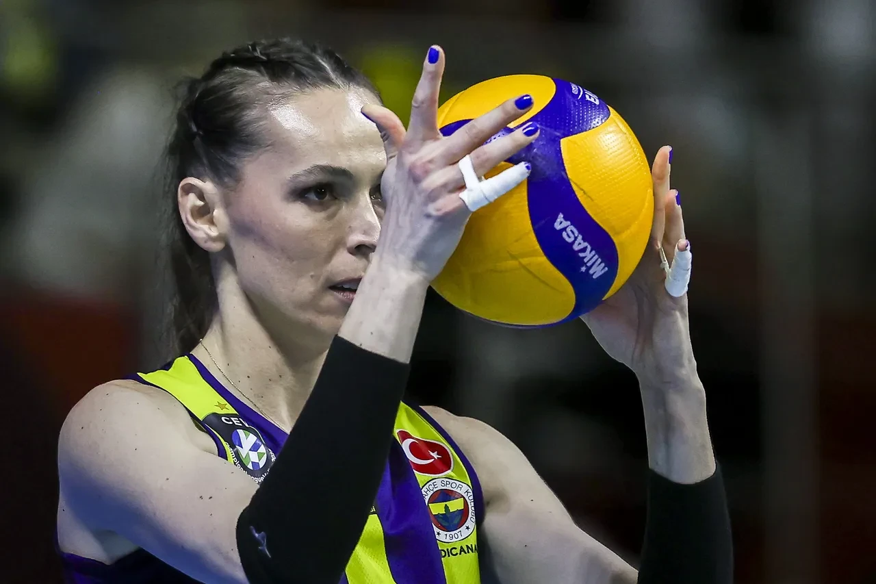 Fenerbahçe Medicana VakıfBank maçı hangi kanalda, saat kaçta? Sultanlar Ligi'nde final serisi başlıyor