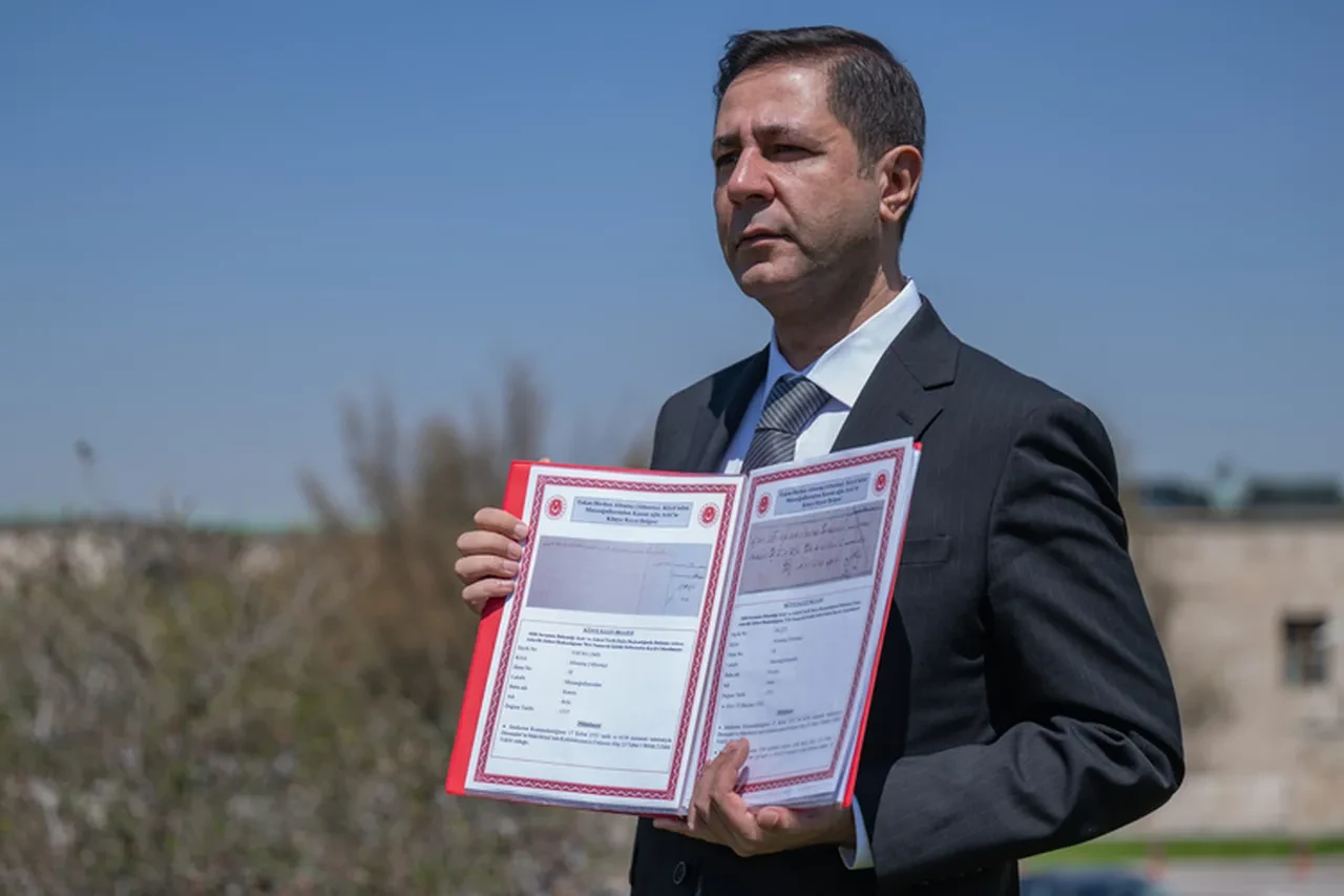 Milletvekiline büyük sürpriz! Dedesi Teğmen Aziz Bulut'un şehadet belgesi verildi! İşte o kahramanlık