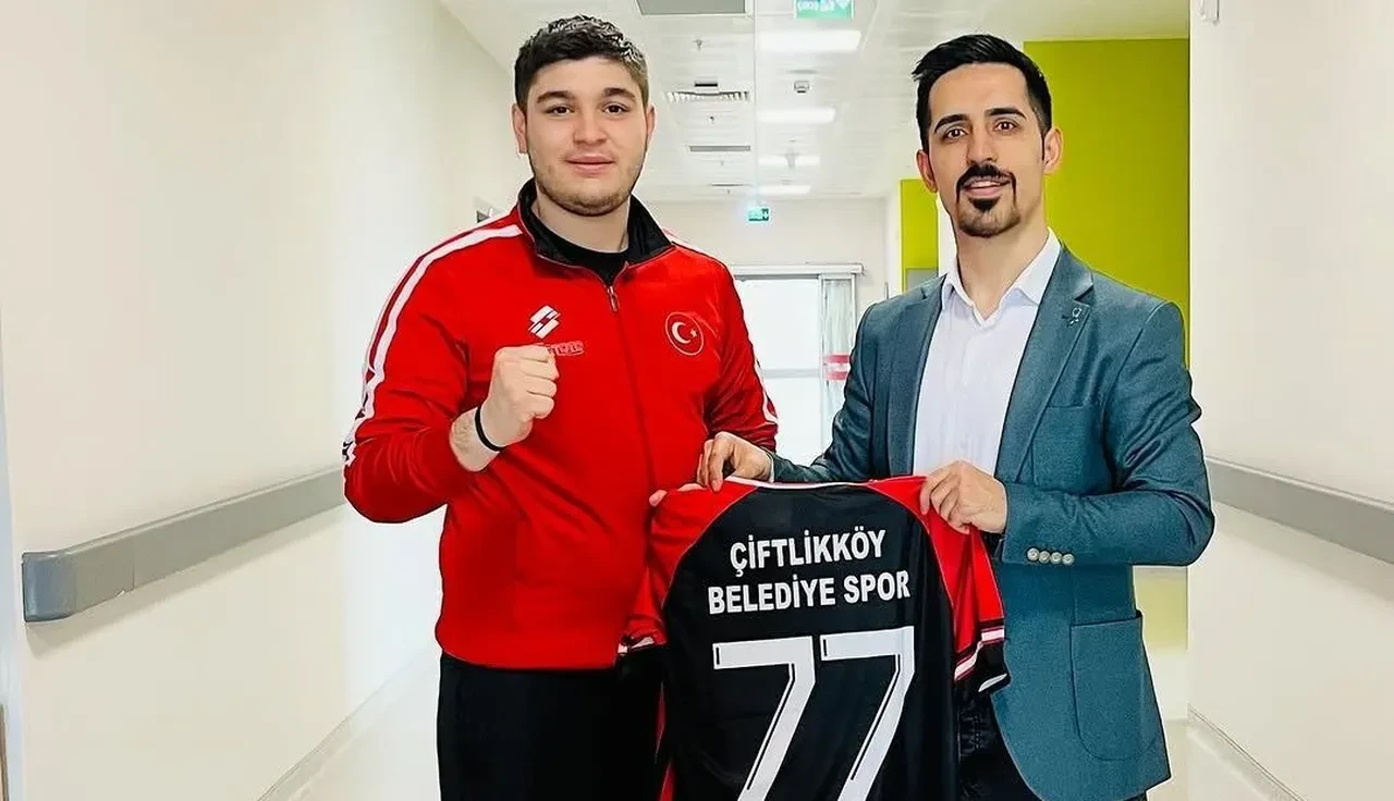 Op. Dr. Seçkin Özcan, Yalova Üniversitesi Tıp Fakültesi’nde Öğretim Üyesi olarak göreve başladı