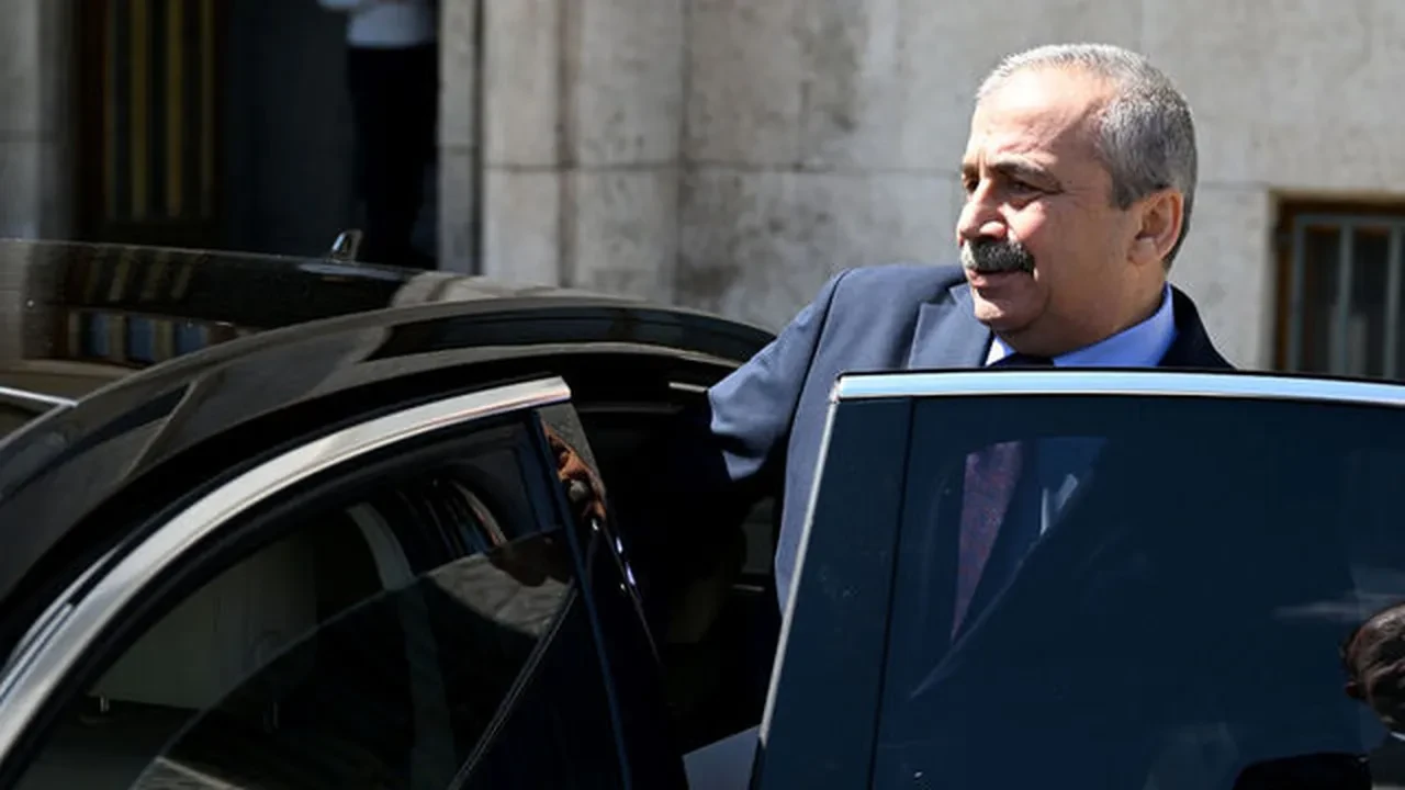 Sırrı Süreyya Önder'in son görüntüleri ortaya çıktı