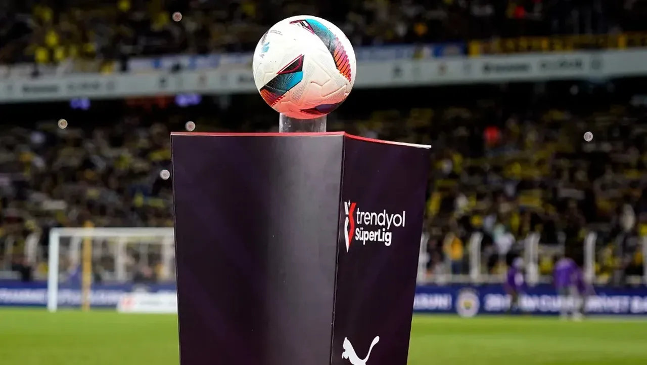 Süper Lig’de takım sayısı azalıyor mu? Kaç takım küme düşecek?