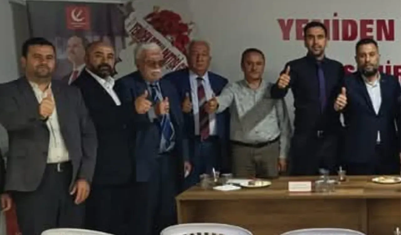 Yeniden Refah Partisi'nde sular durulmuyor! 3 ilçe başkanı ile yöneticiler istifa etti