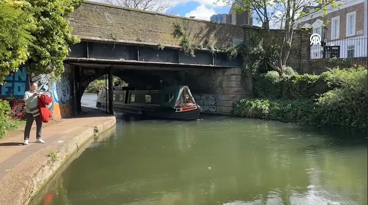 Modern göçebeler: Kiralar artınca binlerce kişi suda yaşamaya başladı