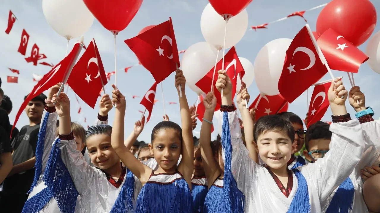 Bakan Yusuf Tekin'den dikkat çeken 23 Nisan genelgesi! Tüm illere gönderildi