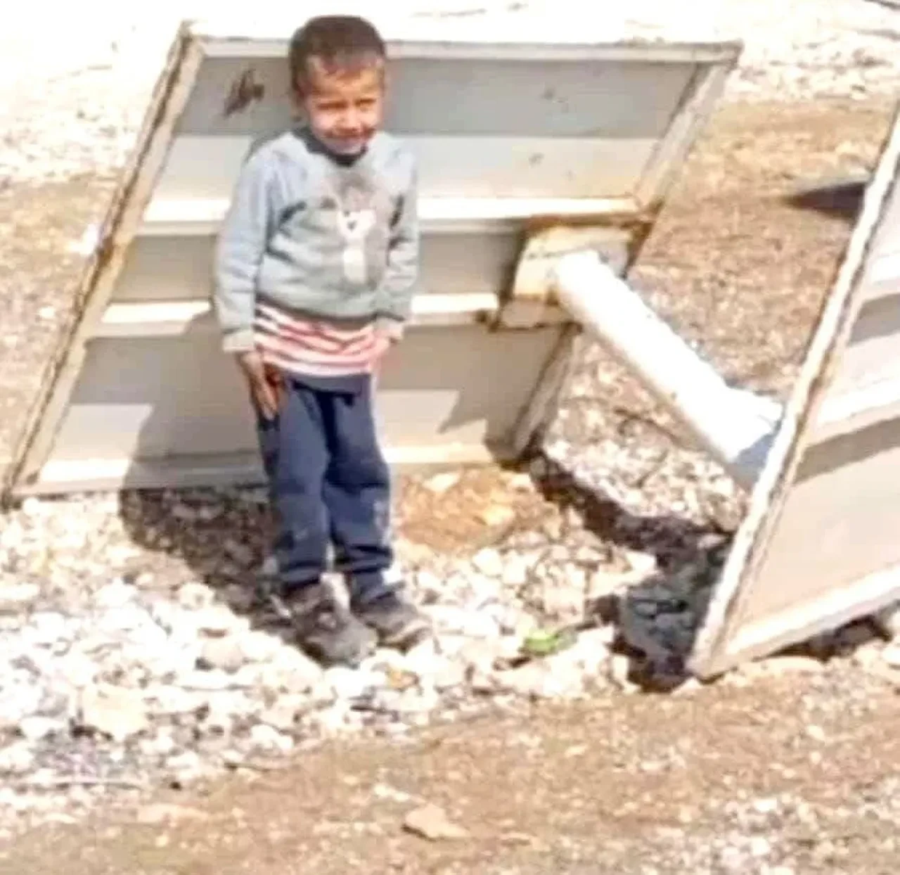 Sulama kanalına düşen çocuk boğularak hayatını kaybetti!