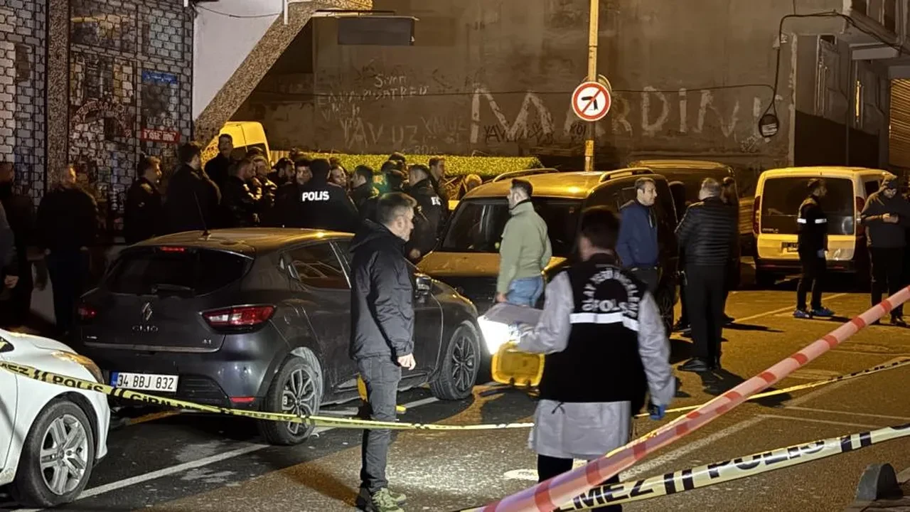 Bağcılar'da silahlı saldırıya uğrayan bekçi şehit oldu! Saldırganlar yakalandı