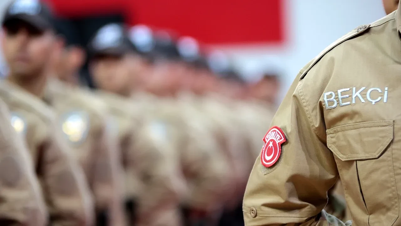 Bağcılar’da şüpheliler ateş açtı: Bekçi ağır yaralı