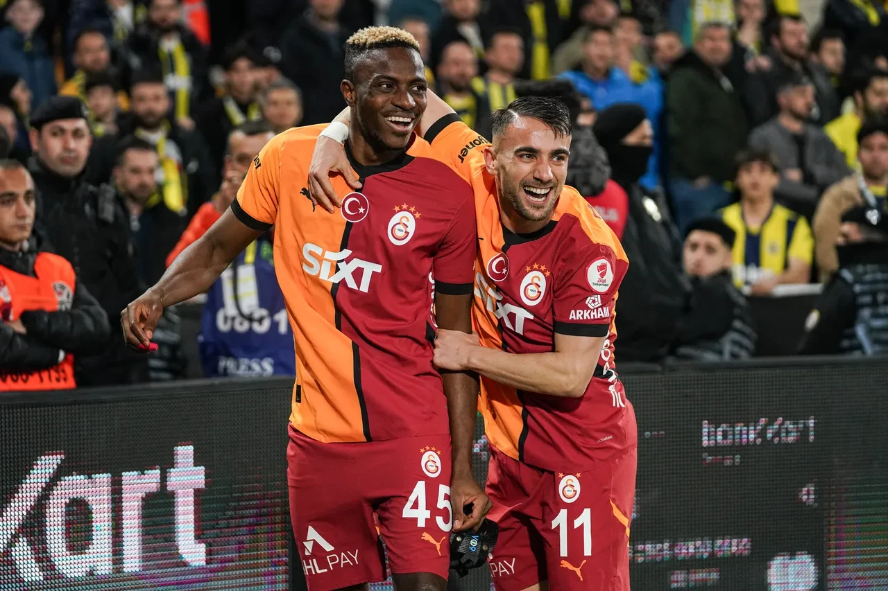 Galatasaray kupada Fenerbahçe’yi devre dışı bıraktı!