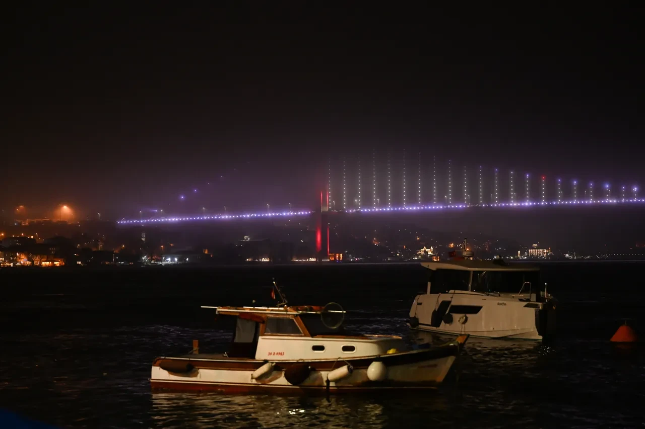 İstanbul’a dönüş başladı: Trafik yoğun, sis etkili
