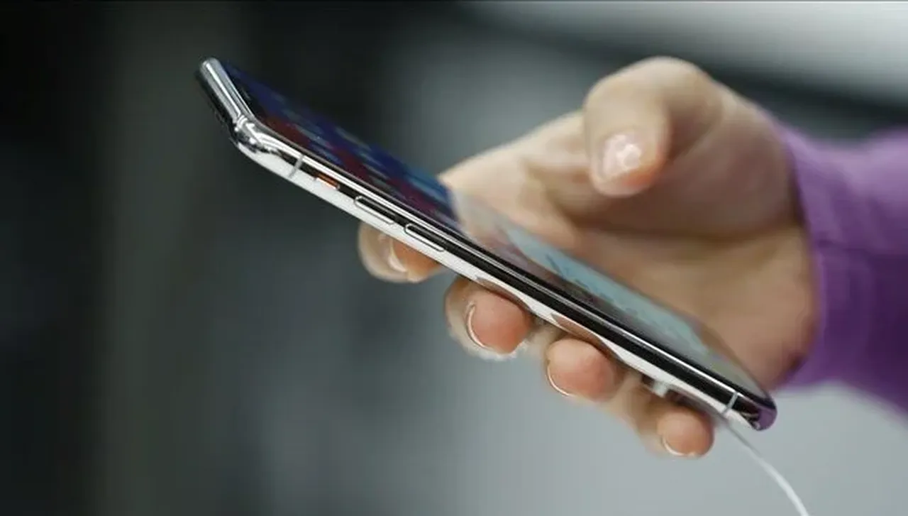 Yeni iPhone fiyatları ne kadar? Apple’dan Türkiye’de büyük zam