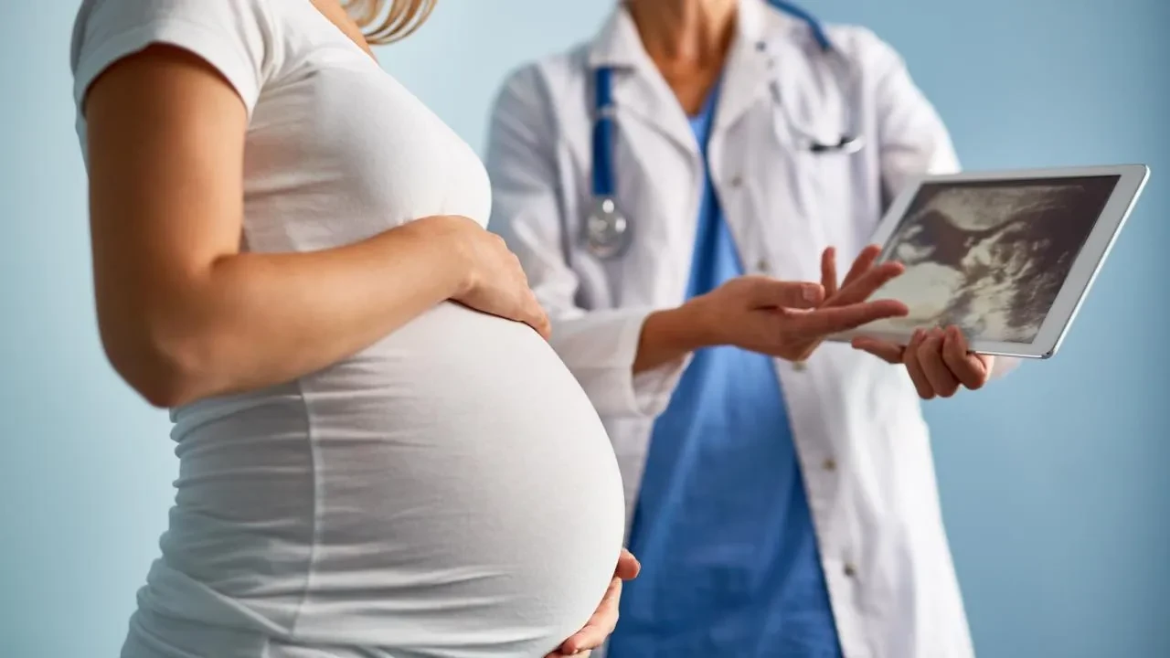 Anne ve bebeğini hayattan koparabilecek hipertansiyon uyarısı