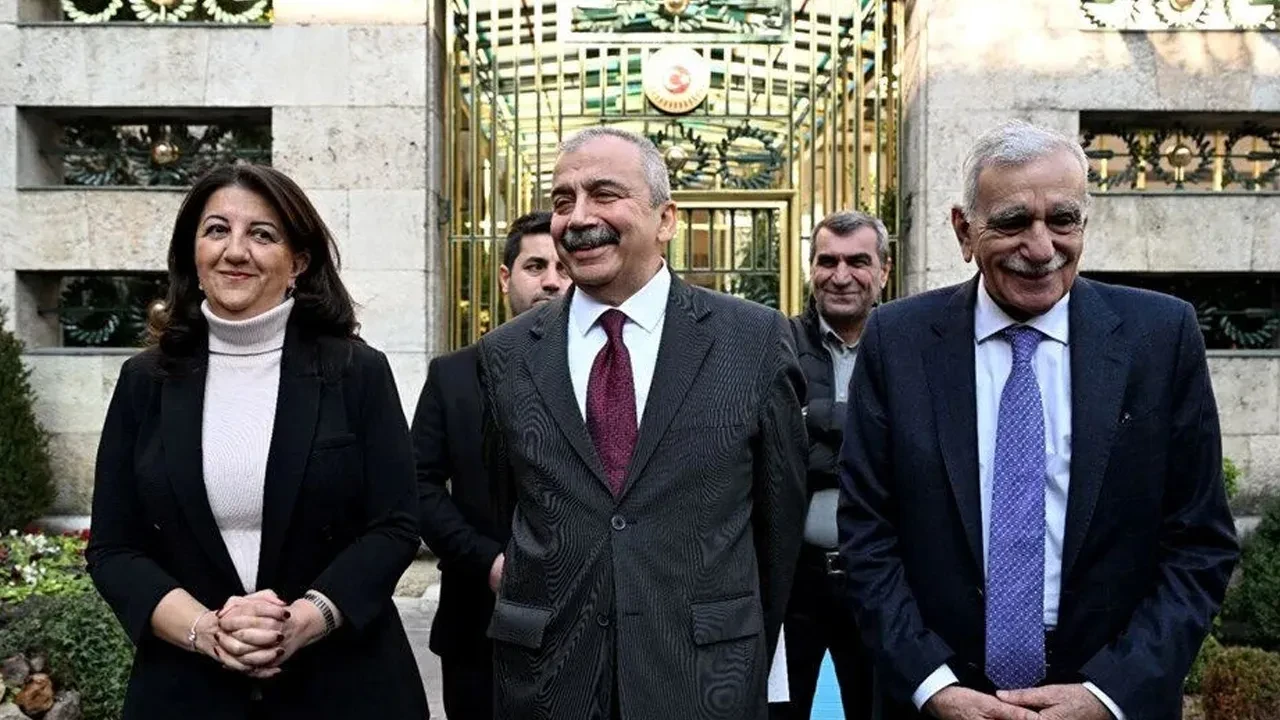 DEM Parti'den Sırrı Süreyya Önder açıklaması! O iddialar yalanlandı