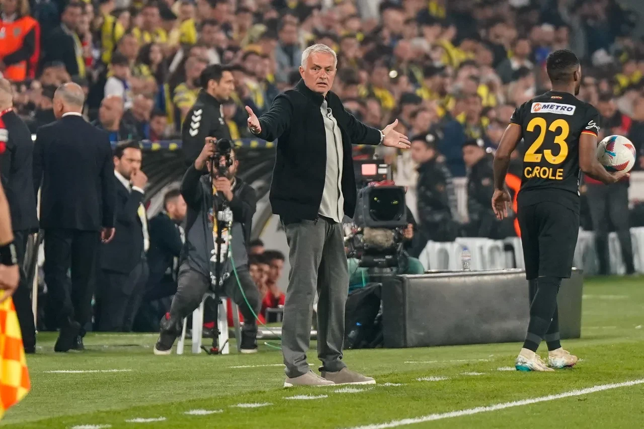 Fenerbahçe Kayserispor maç sonucu kaç kaç? Sarı lacivertliler 90+4’te yıkıldı