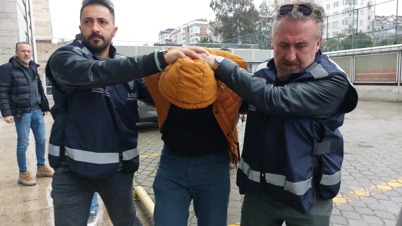 Samsun'da karısını sokakta öldüren cani samanlıkta yakalandı