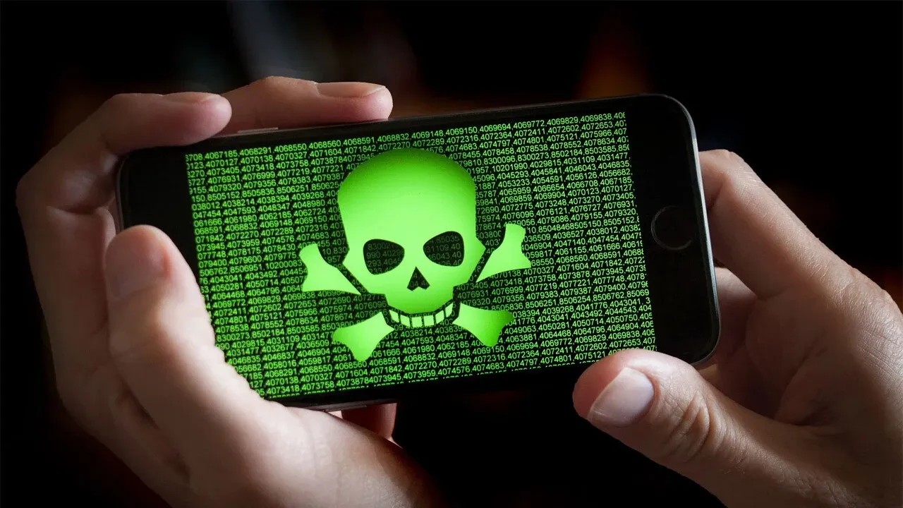 Android telefonu olanlar hemen silsin! Bu uygulamalar kredi kartı bilgilerinizi çalıyor
