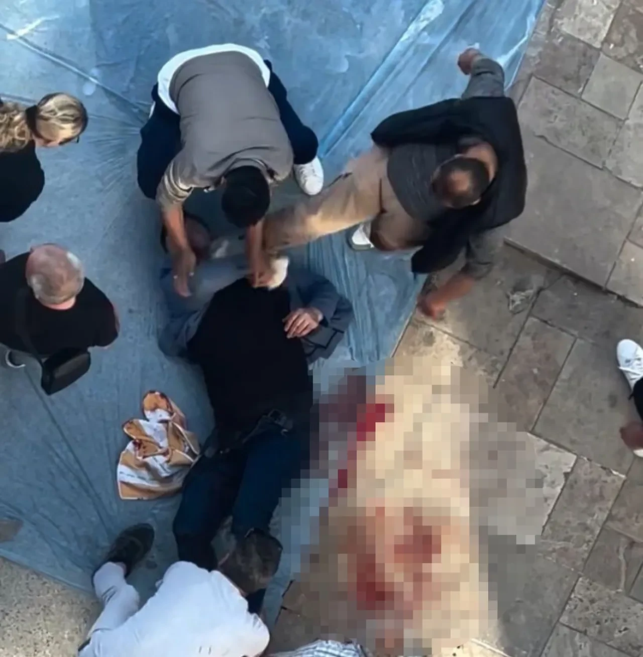 Denizli'de akılalmaz olay! Önce kurşun yağdırdı sonra yere düşen yaralıyı tekmeledi