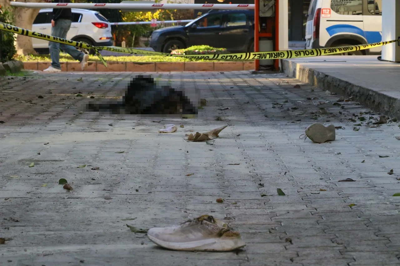 Eski eşini yakarak öldürmüştü! Davaya günler kala hayatını kaybetti: Aile cenazeyi kabul etmedi
