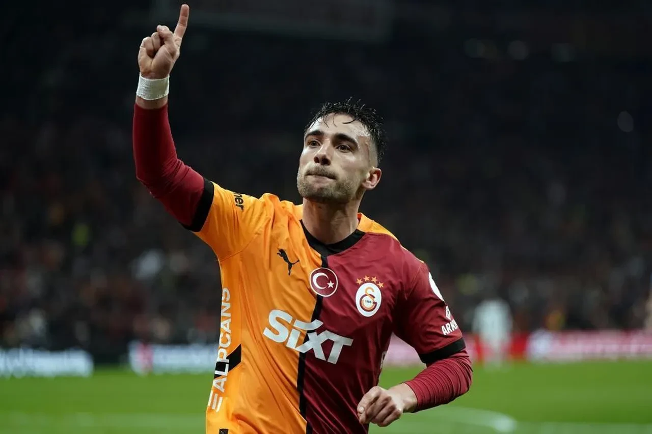 Galatasaray'da Yunus Akgün heyecanı! 100. maçıyla 'Dalya' diyecek!