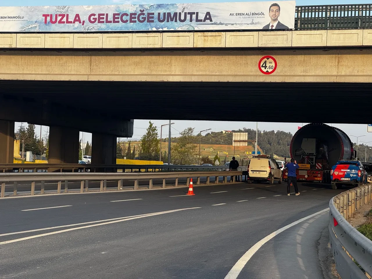İstanbullular dikkat! Bazı yollar 12 saat trafiğe kapatılacak