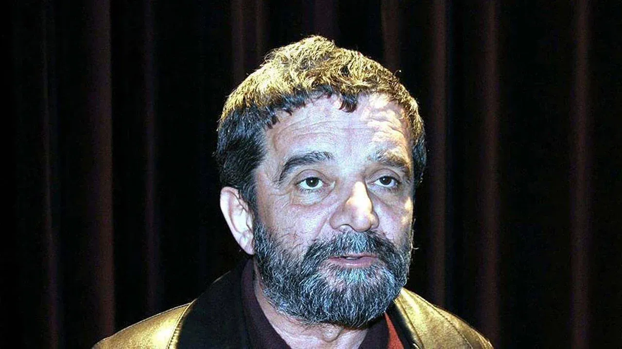 Cem Küçük'ten Mümtaz’er Türköne'ye sert sözler: Erdoğan FETÖ’cüleri yamultunca bu da arada yamuldu