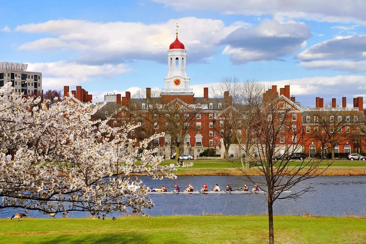Fonlar durduruldu, Harvard Üniversitesi Donald Trump yönetimine dava açtı