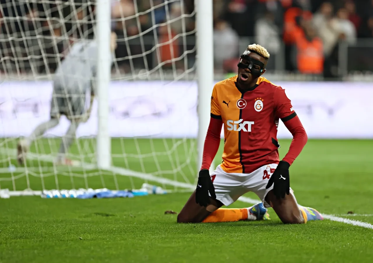 Galatasaray'ın golcüsü Victor Osimhen için anlaşma sağlandı! Serbest kalma bedelini ödeyecekler