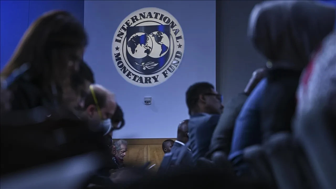 IMF Türkiye'nin büyüme tahminini yükseltti