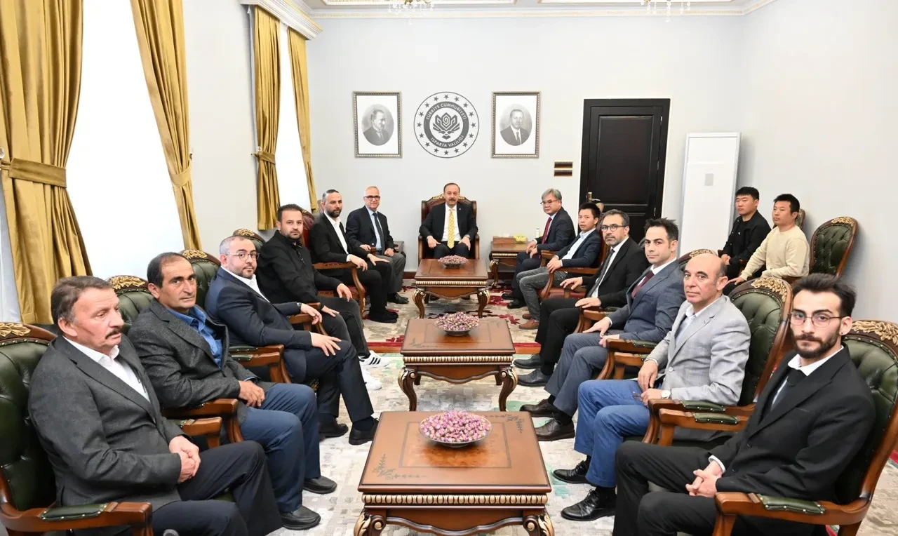 Isparta’ya yeni elektrikli araç üretim tesisi geliyor: Protokol imzalandı