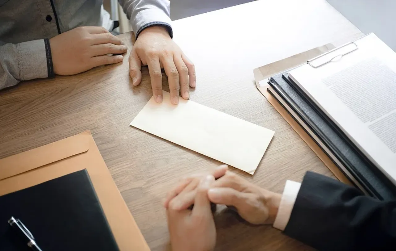 İstifa dilekçesi örneği 2025: İstifa dilekçesi nasıl yazılır, hangi ifadeler yer almalı ve ne zaman verilir?