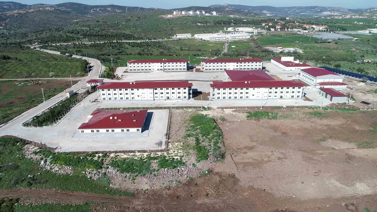 Kapalı cezaevinden açık cezaevine geçmek için Cumhurbaşkanlığı'na yazdı iddiası! Adalet Bakanı Tunç'dan açıklama geldi