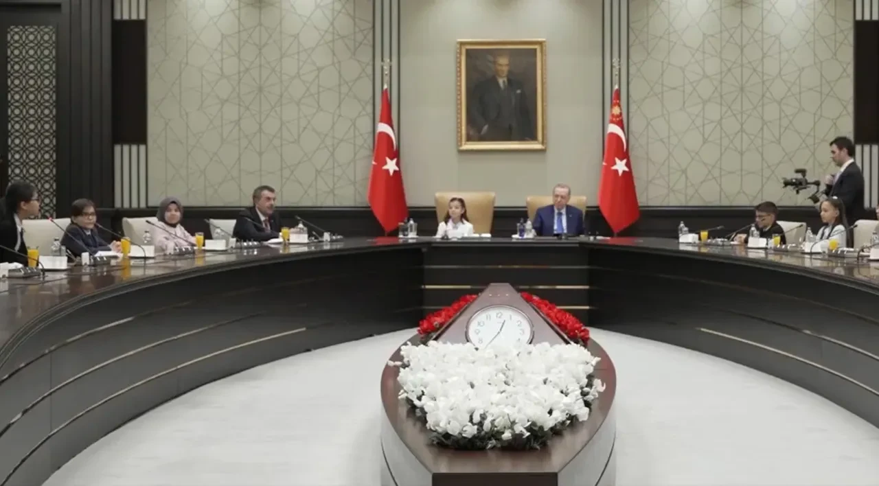 23 Nisan çocukları Beştepe'de! Cumhurbaşkanı Erdoğan'dan önemli mesajlar