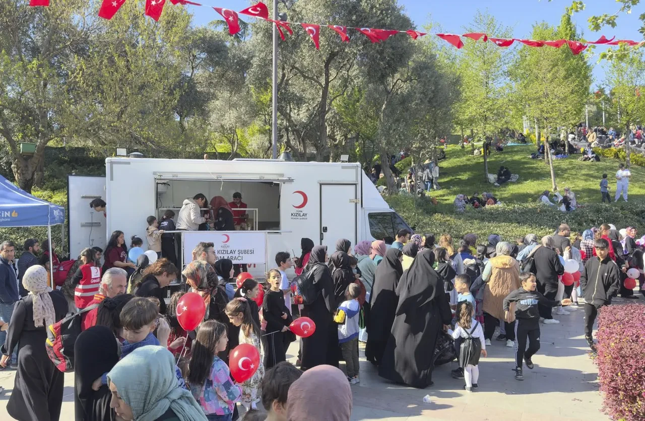 Bakan Kurum'dan hasar tespit açıklaması: 4 gün içinde gelen tüm şikayetler değerlendirilecek