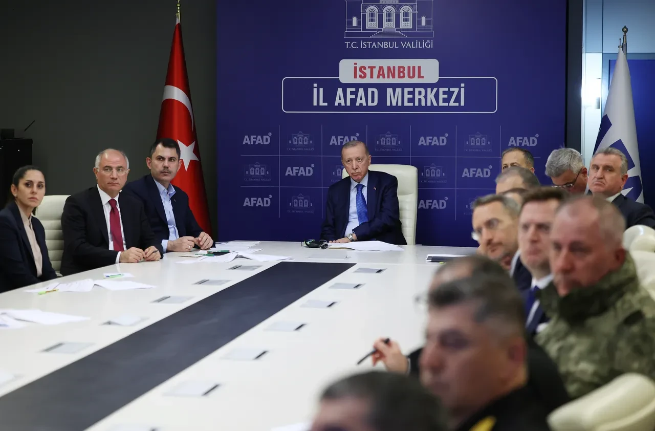 Cumhurbaşkanı Erdoğan İstanbul'daki AFAD Merkezi'nde: Vatandaşlarımız müsterih olsun