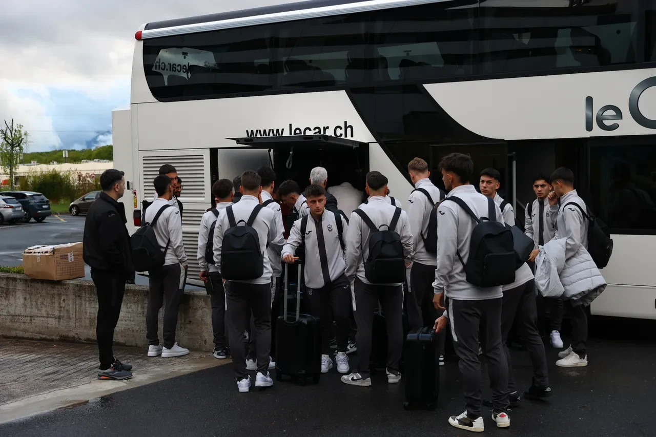 Trabzonspor, UEFA Gençlik Ligi yarı final maçı için İsviçre'de!