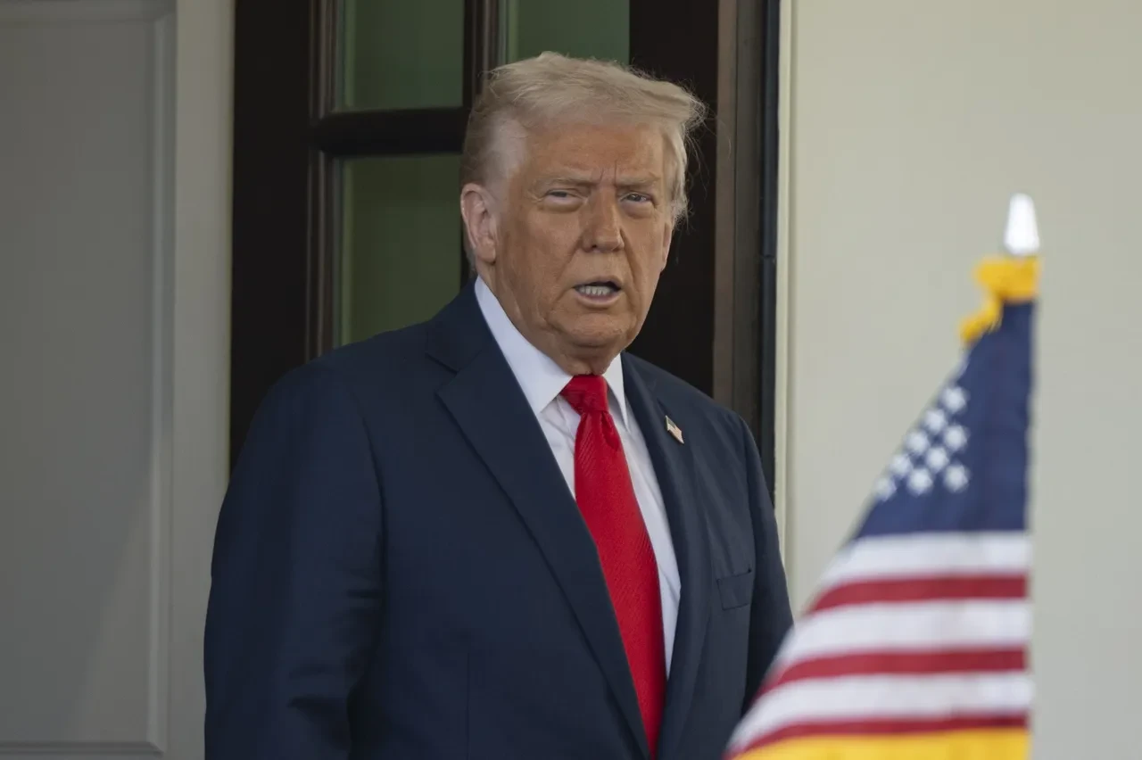 Trump'tan gümrük vergisinde geri adım: Çin'e karşı sert oynamayacağım