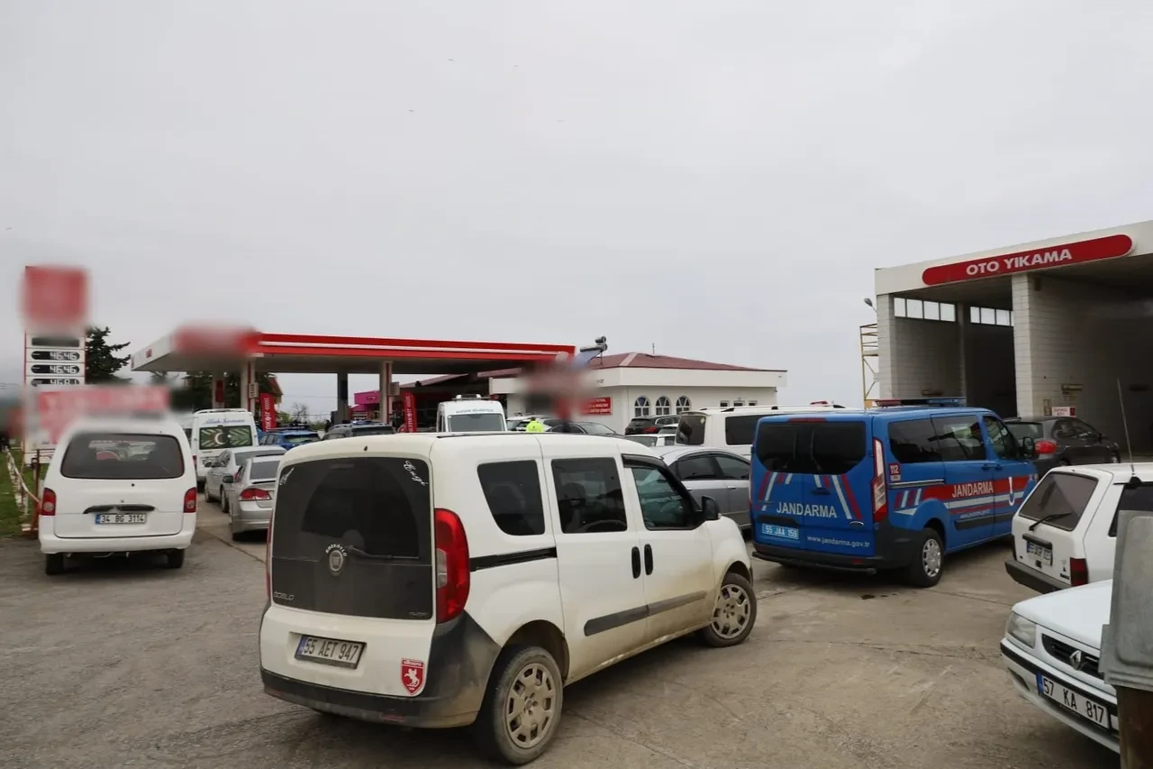 Bir kadın daha katledildi! Önce boşanma aşamasındaki eşini sonra da kendisini vurdu!