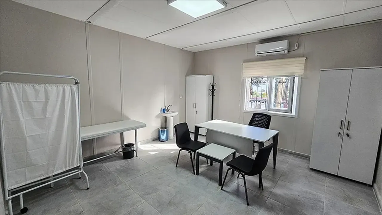 Bugün sağlık ocakları, hastaneler açık mı? Valilik açıklama yaptı